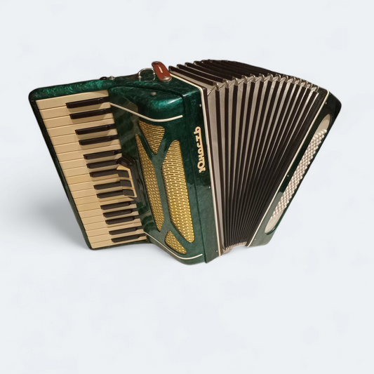 Piano Accordion Yunost