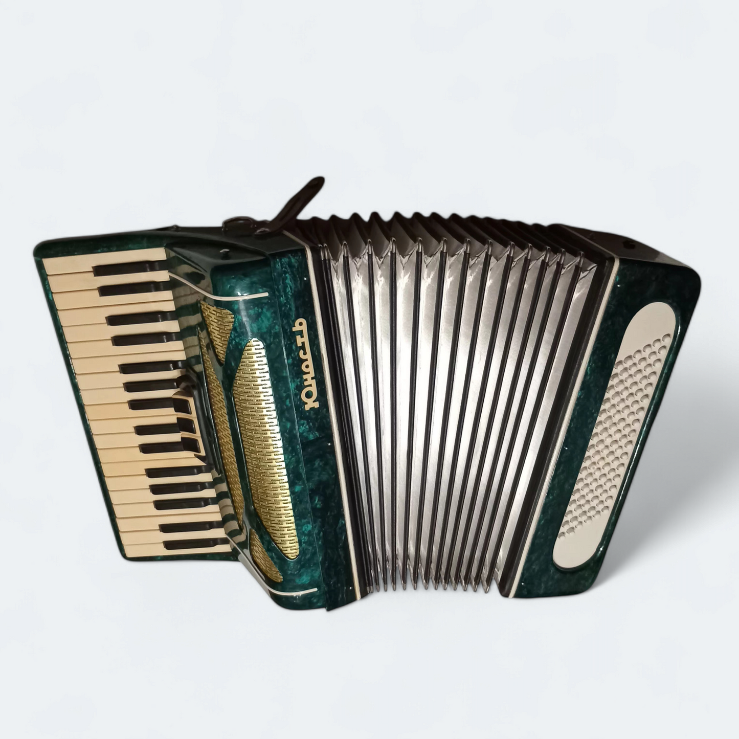 Piano Accordion Yunost