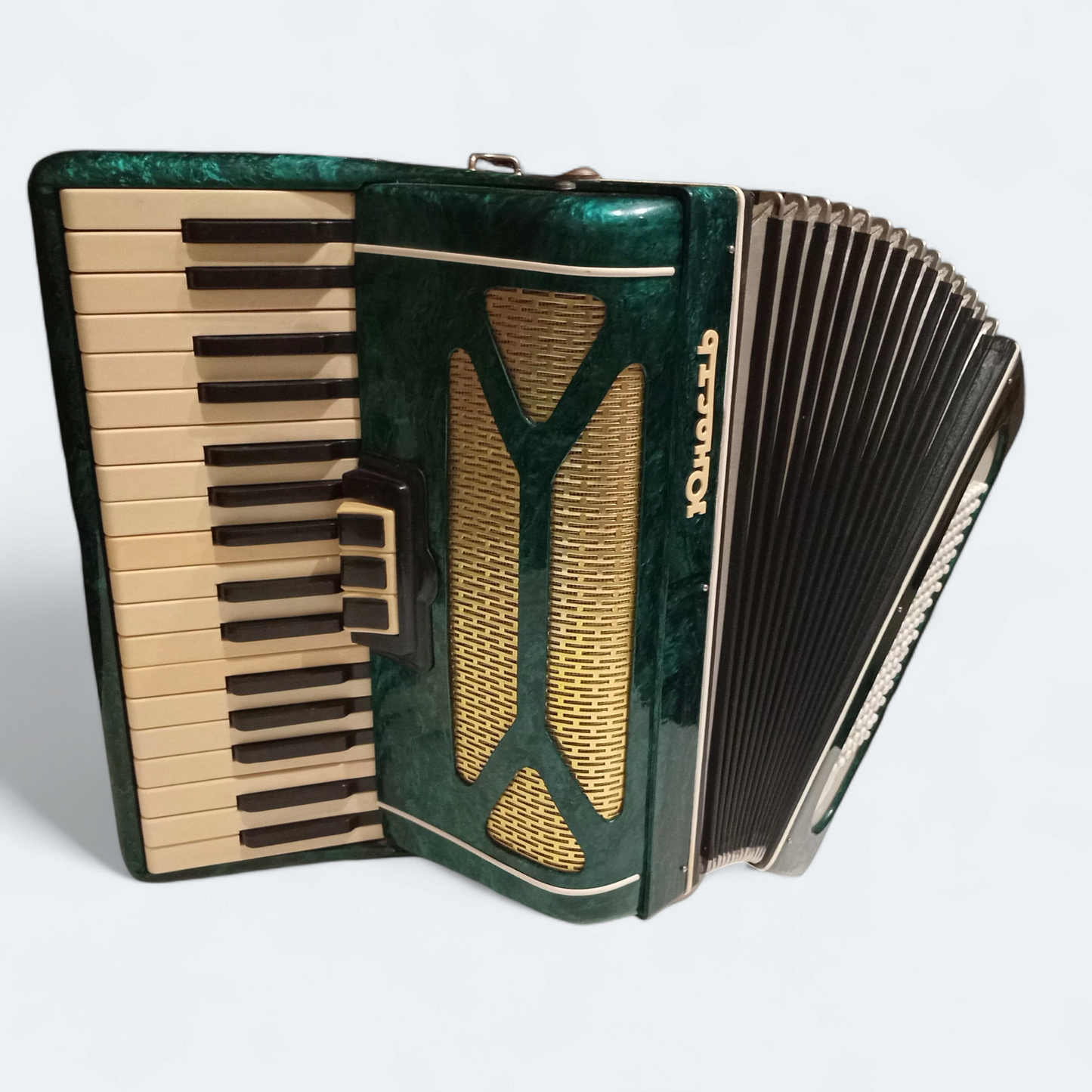 Piano Accordion Yunost
